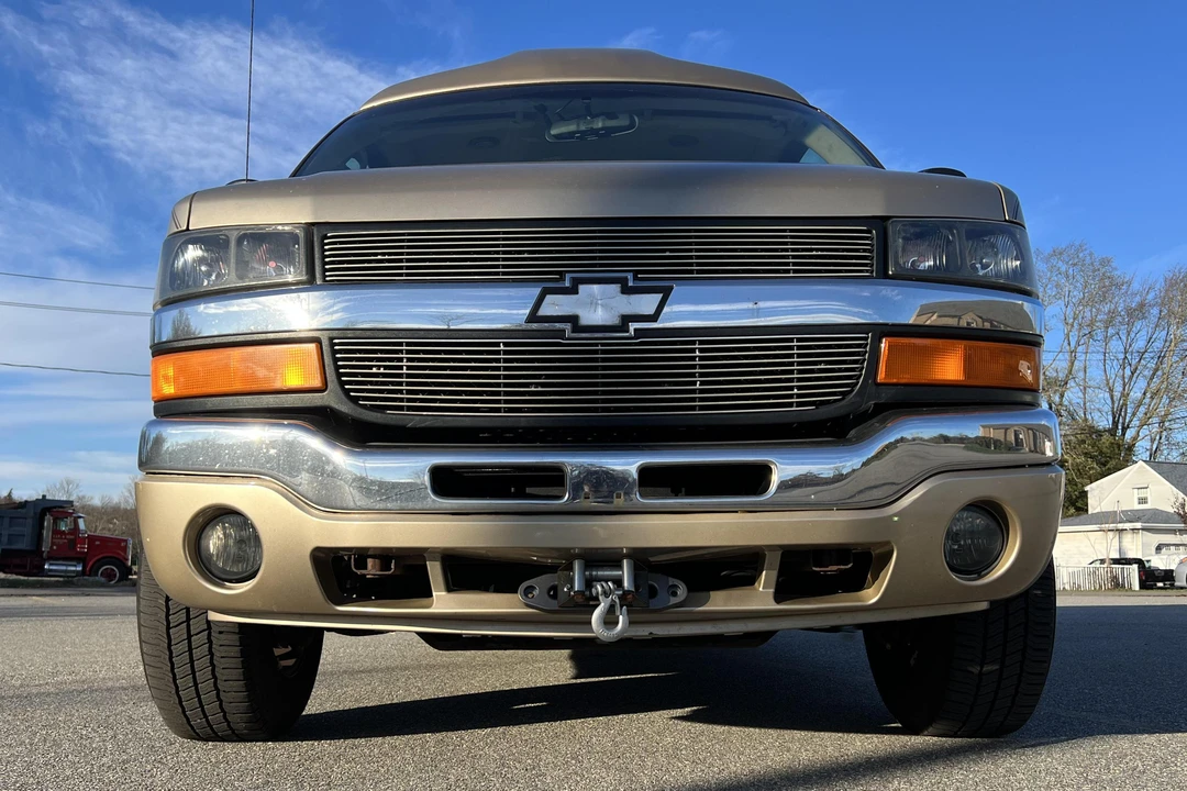 2006 Chevrolet Express - Image 2 of 5