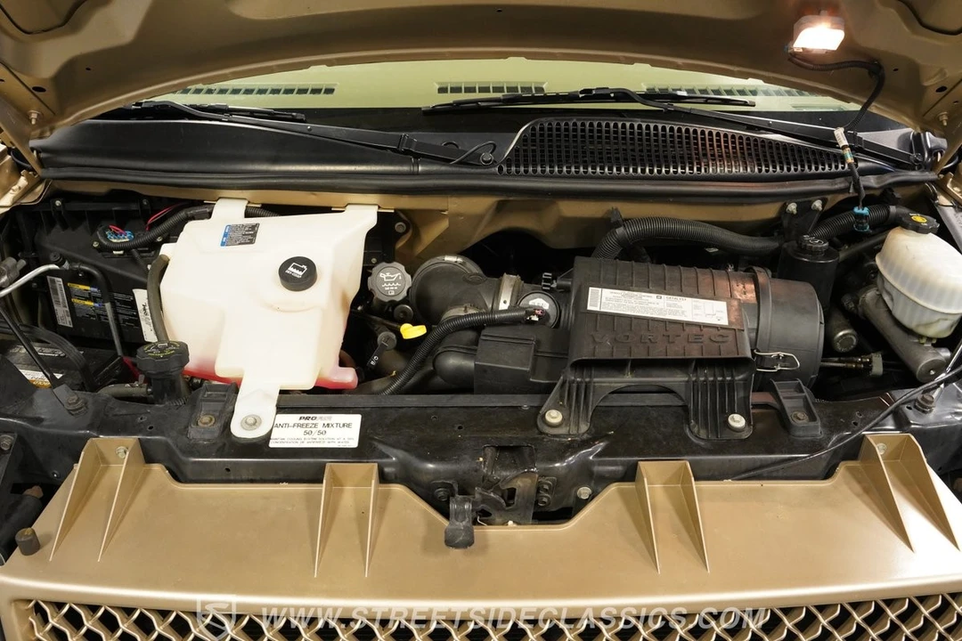 2006 Chevrolet Express - Image 4 of 12