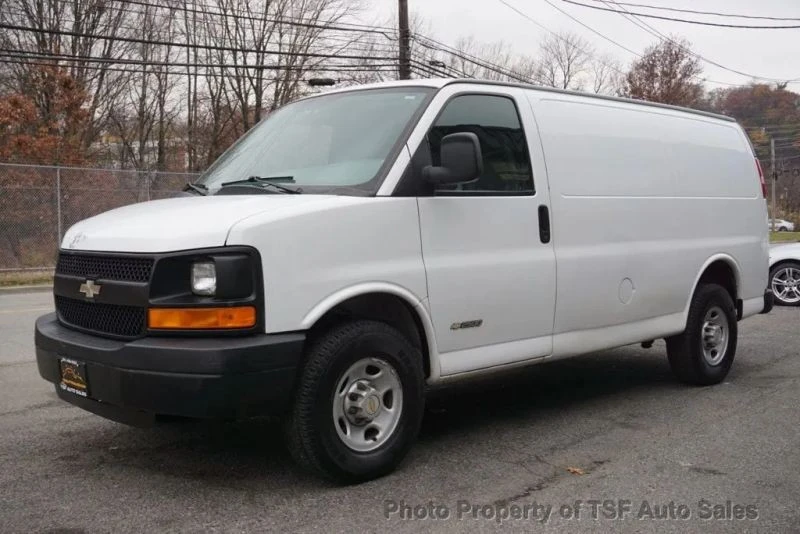 2006 Chevrolet Express - Image 3 of 12