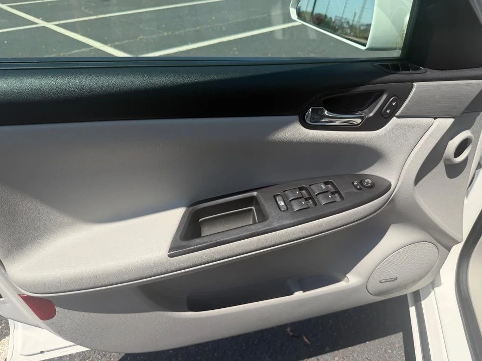 2006 Chevrolet Impala 9th Gen - Image 3 of 18