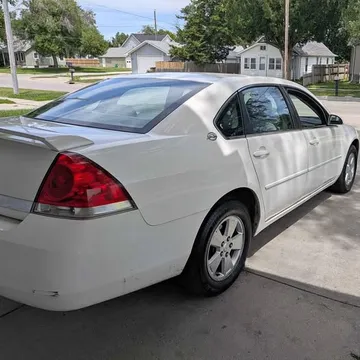 2006 Chevrolet Impala · LT Sedan 4D
