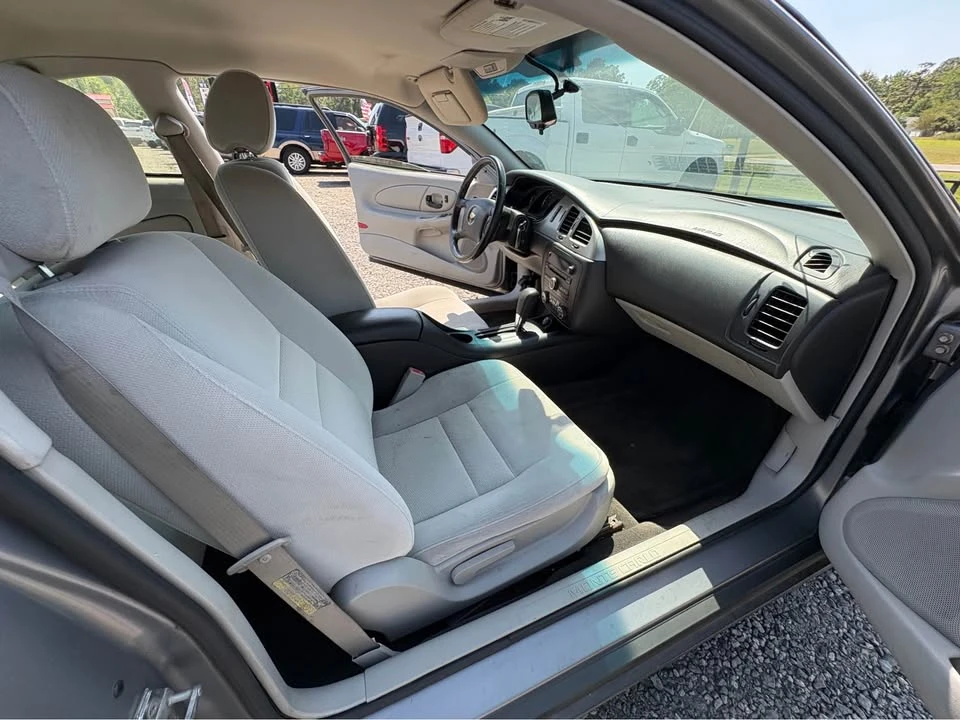 2006 Chevrolet Monte Carlo 6th Gen - Image 6 of 10