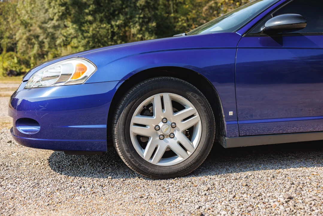 2006 Chevrolet Monte Carlo 6th Gen - Image 28 of 31