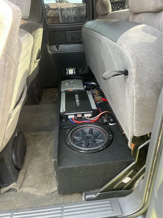 2006 Chevrolet SS - Image 10 of 17