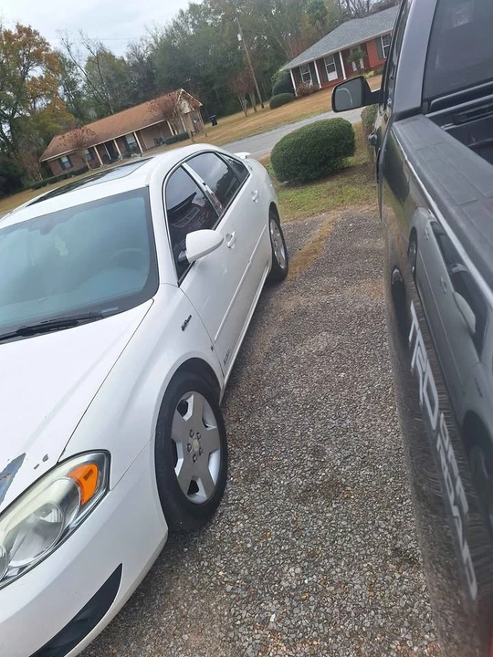 2006 Chevrolet SS - Image 2 of 11