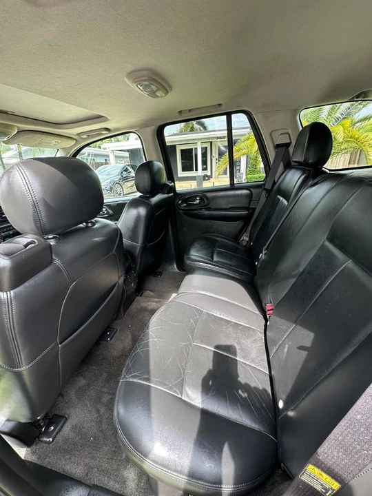 2006 Chevrolet Trailblazer - Image 7 of 9