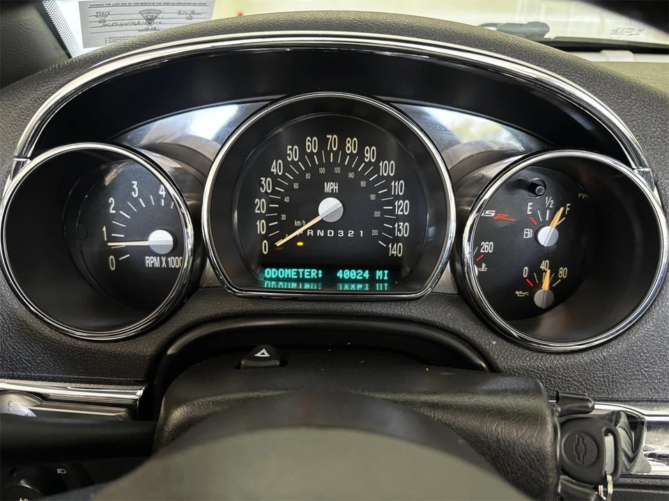 2006 Chevrolet SSR - Image 21 of 31