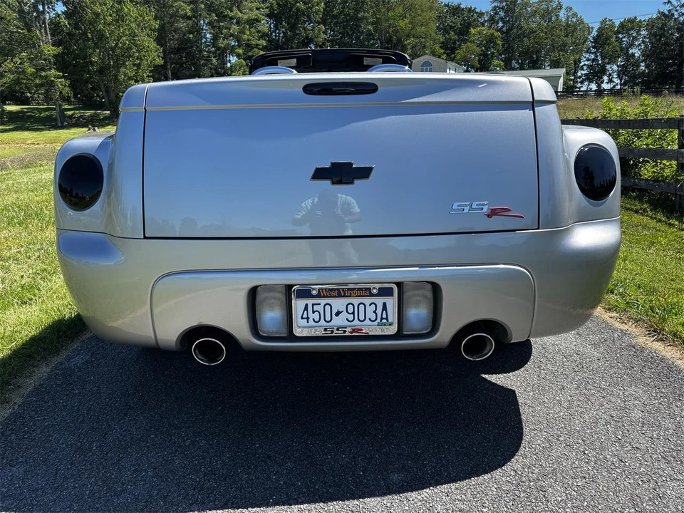 2006 Chevrolet SSR - Image 7 of 31