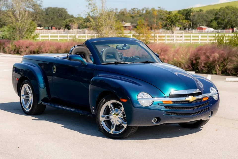 2006 Chevrolet SSR - Image 10 of 20