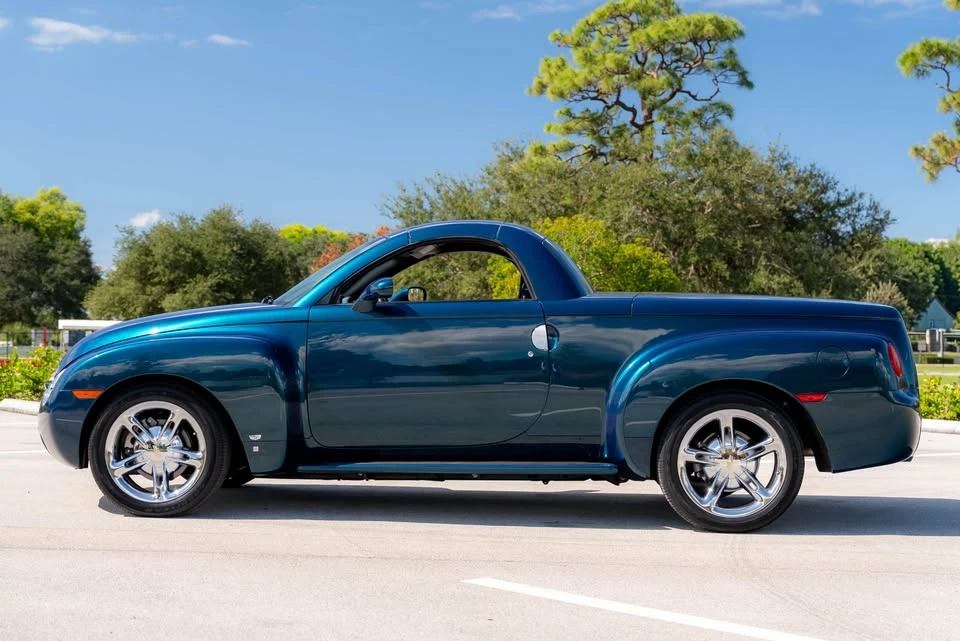 2006 Chevrolet SSR - Image 13 of 20