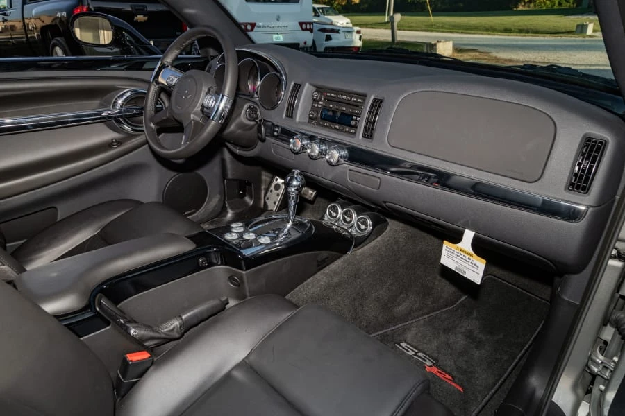 2006 Chevrolet SSR - Image 21 of 31