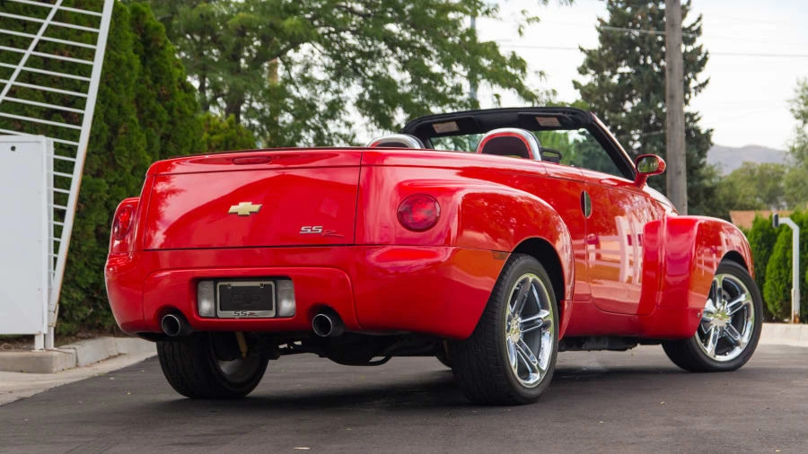 2006 Chevrolet SSR - Image 3 of 12