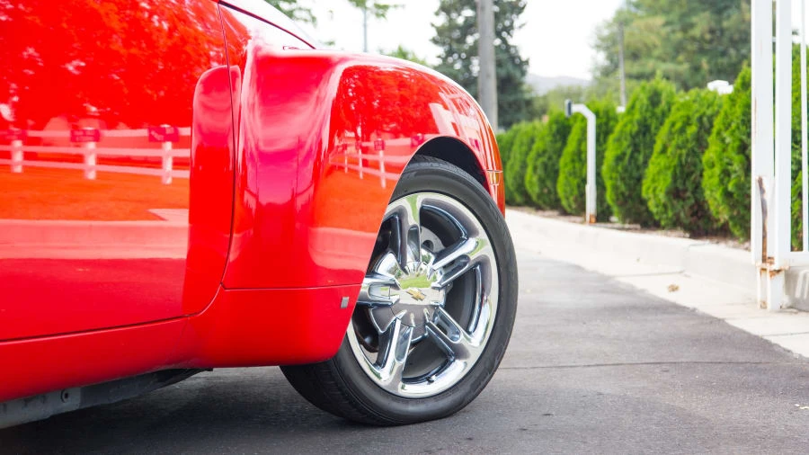 2006 Chevrolet SSR - Image 11 of 12