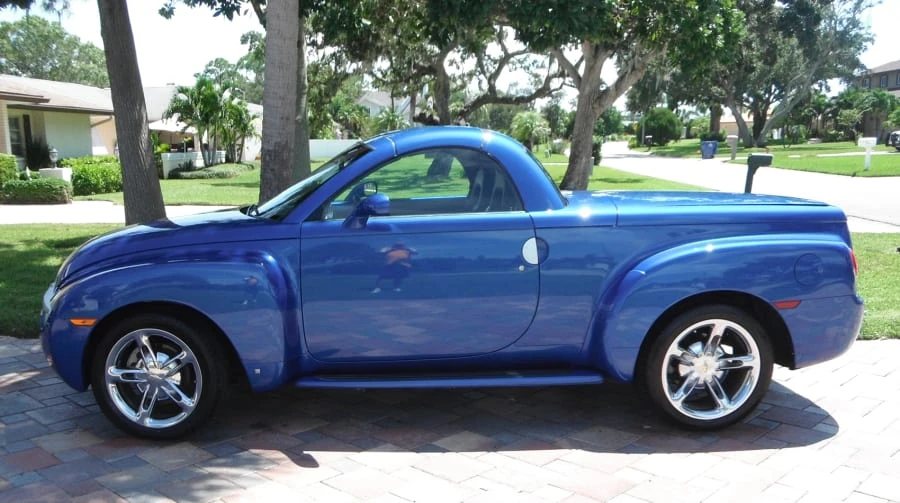 2006 Chevrolet SSR - Image 2 of 12