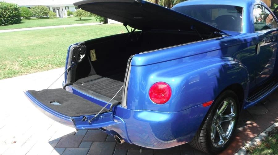 2006 Chevrolet SSR - Image 8 of 12