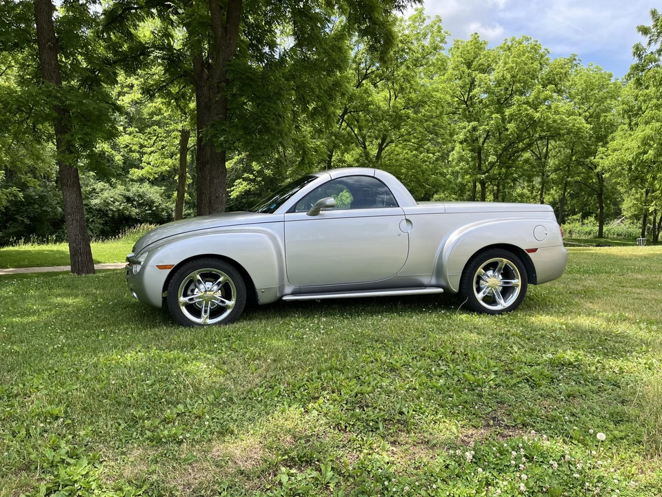 2006 Chevrolet SSR - Image 13 of 31