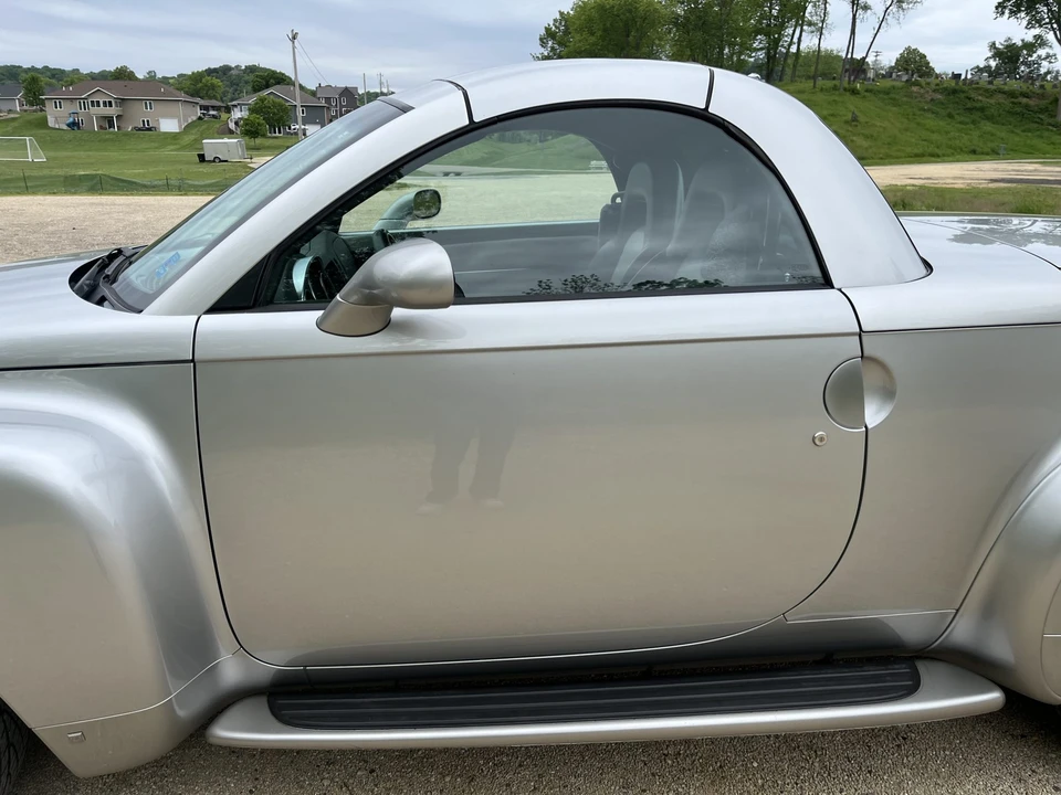 2006 Chevrolet SSR - Image 26 of 31