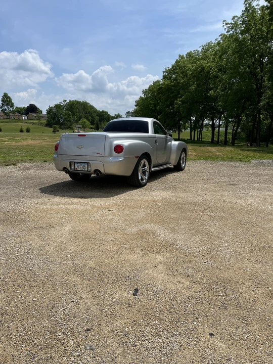 2006 Chevrolet SSR - Image 8 of 31