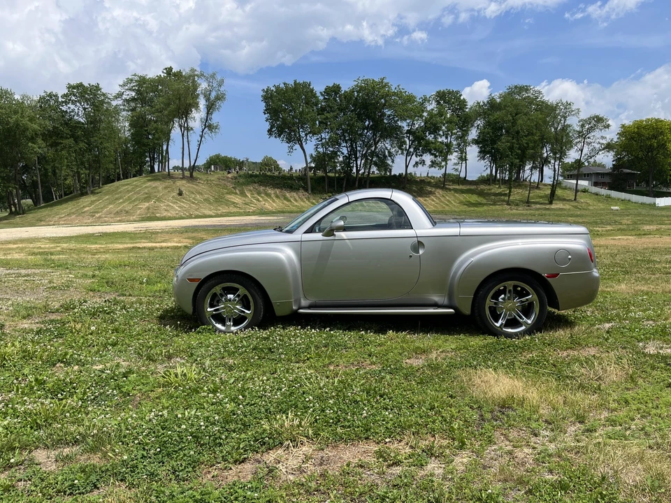 2006 Chevrolet SSR - Image 12 of 31