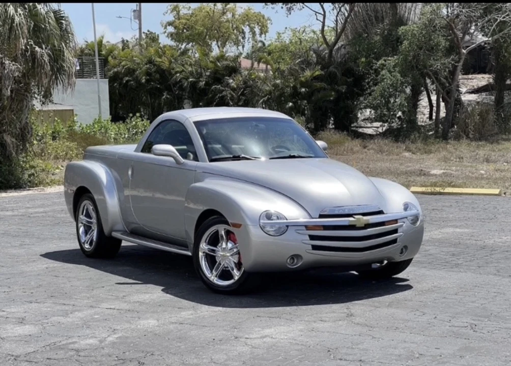 2006 Chevrolet SSR - Image 16 of 31