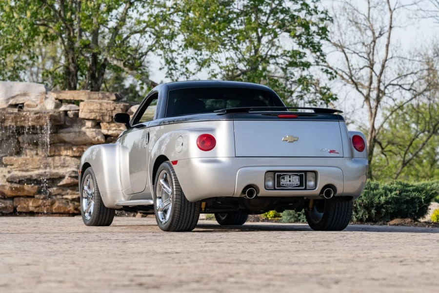2006 Chevrolet SSR - Image 12 of 31