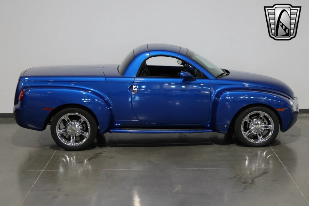 2006 Chevrolet SSR - Image 11 of 12