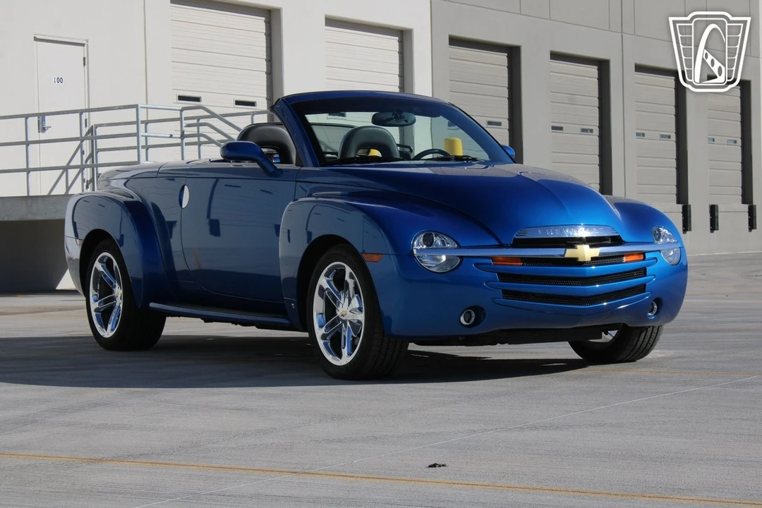 2006 Chevrolet SSR - Image 6 of 12