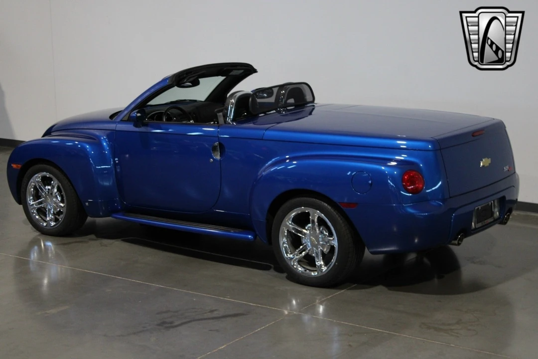 2006 Chevrolet SSR - Image 14 of 21