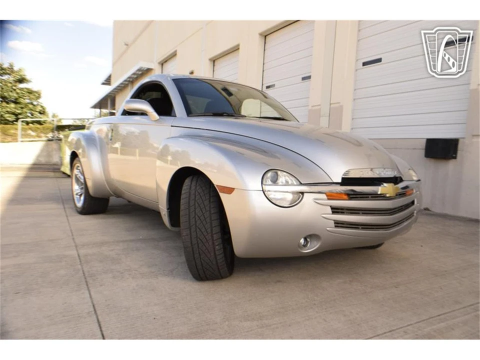 2006 Chevrolet SSR - Image 29 of 31