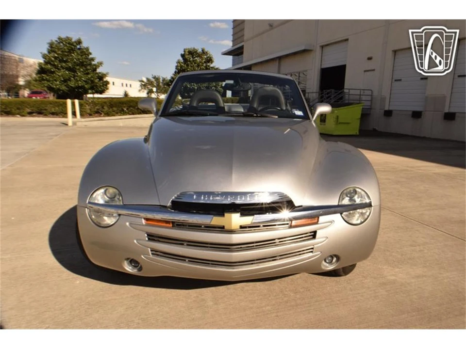 2006 Chevrolet SSR - Image 5 of 31