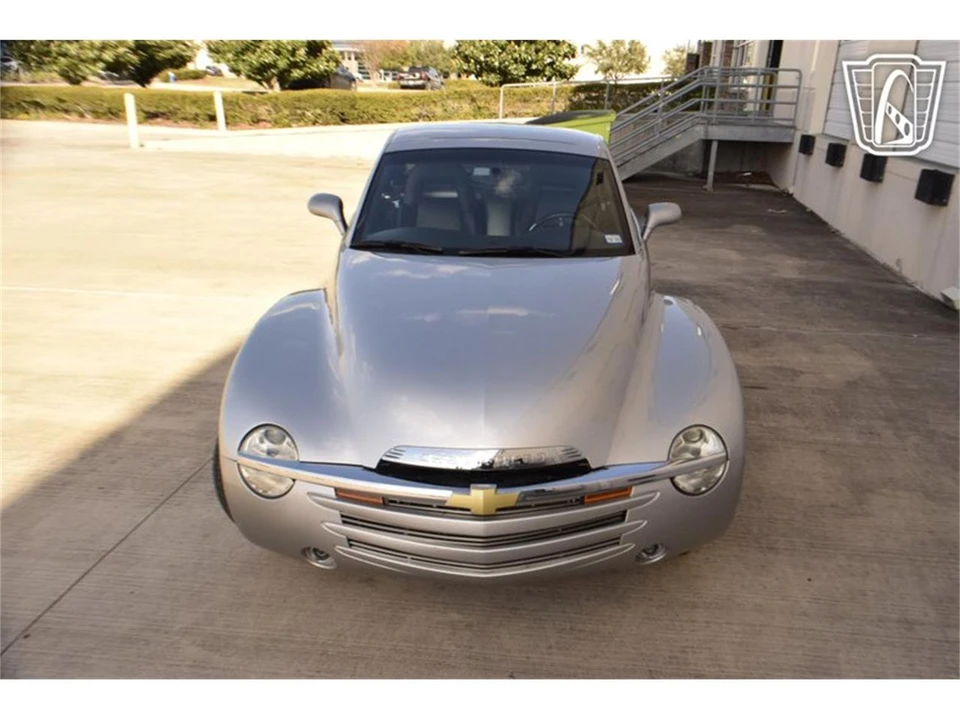 2006 Chevrolet SSR - Image 30 of 31