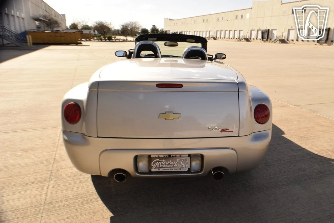 2006 Chevrolet SSR - Image 4 of 12