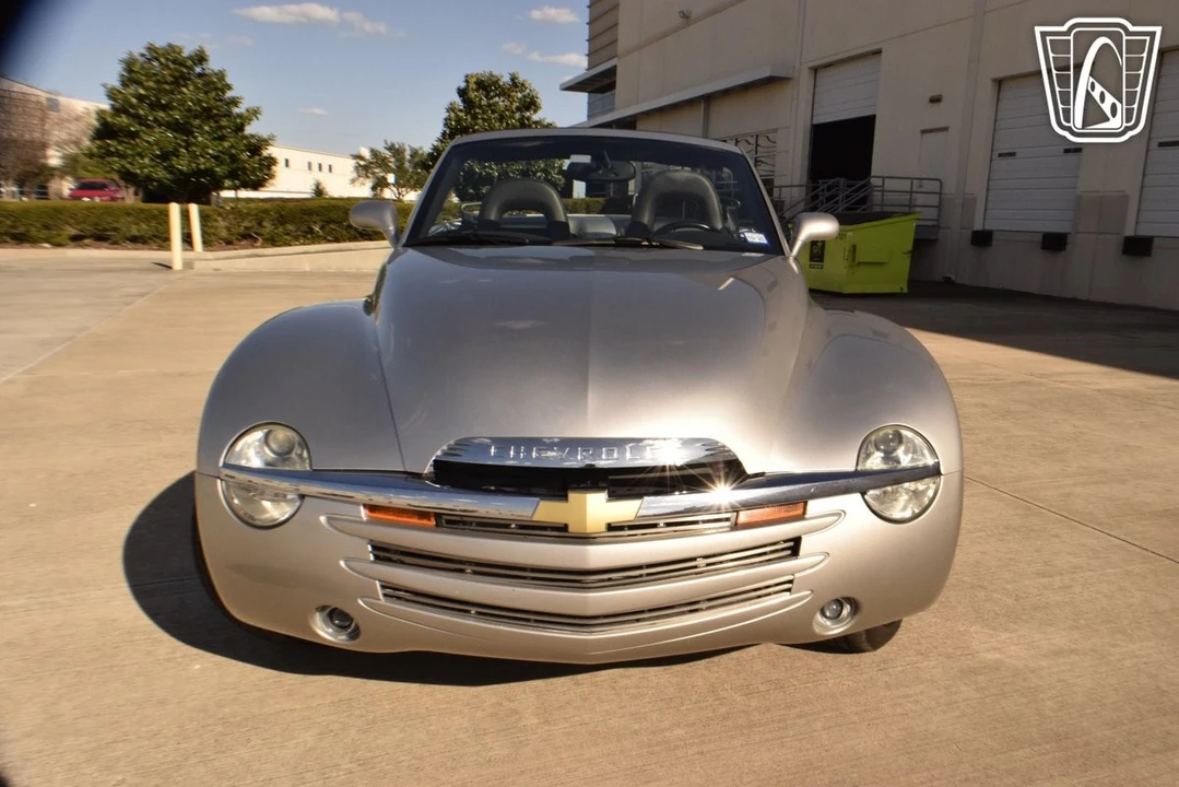 2006 Chevrolet SSR - Image 6 of 12