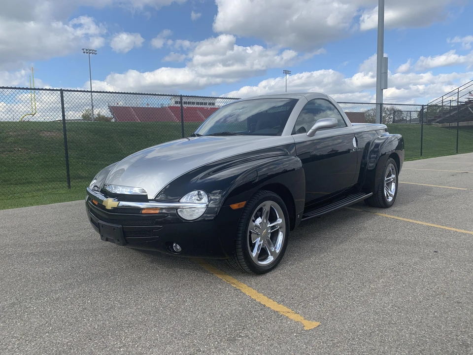 2006 Chevrolet SSR - Image 11 of 31
