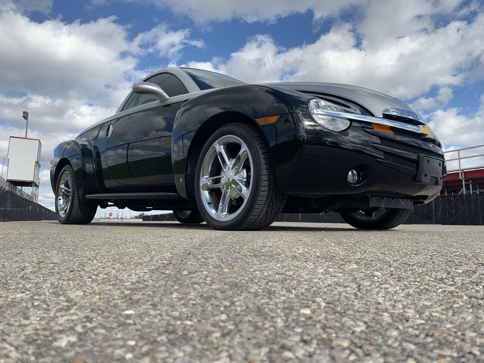 2006 Chevrolet SSR - Image 19 of 31