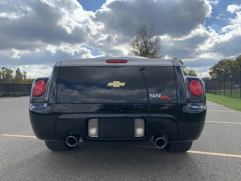 2006 Chevrolet SSR - Image 15 of 31