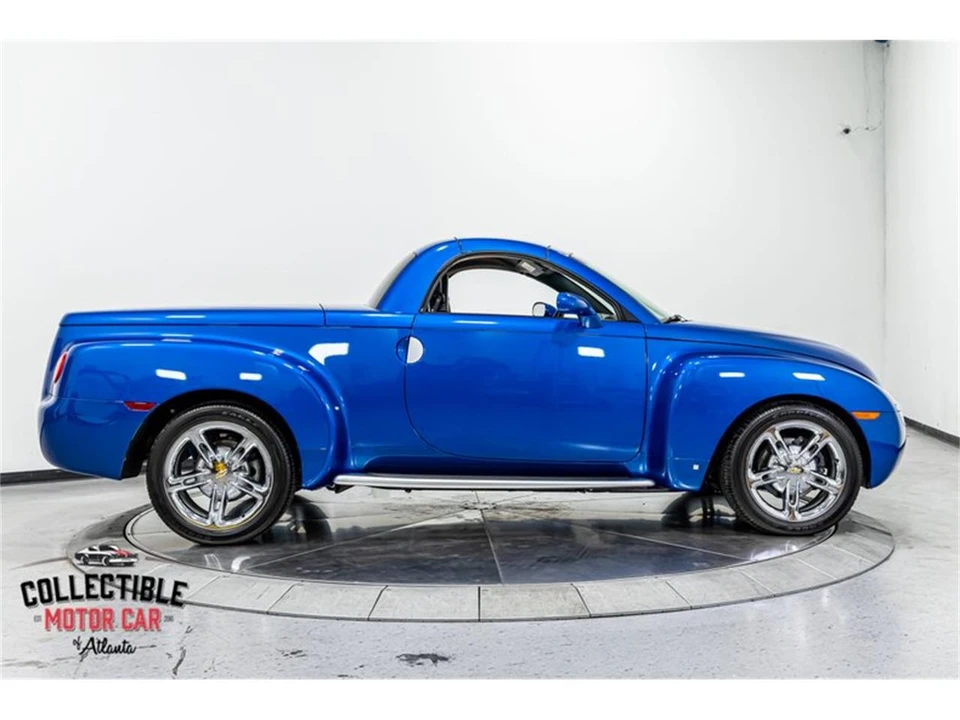 2006 Chevrolet SSR - Image 19 of 31