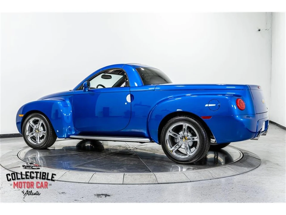 2006 Chevrolet SSR - Image 9 of 31