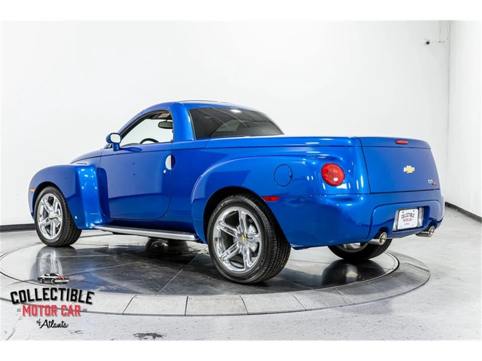 2006 Chevrolet SSR - Image 10 of 31