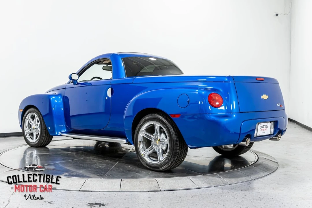 2006 Chevrolet SSR - Image 13 of 31