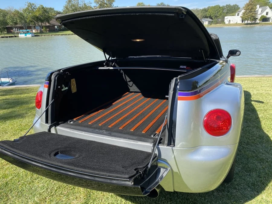 2006 Chevrolet SSR - Image 16 of 17