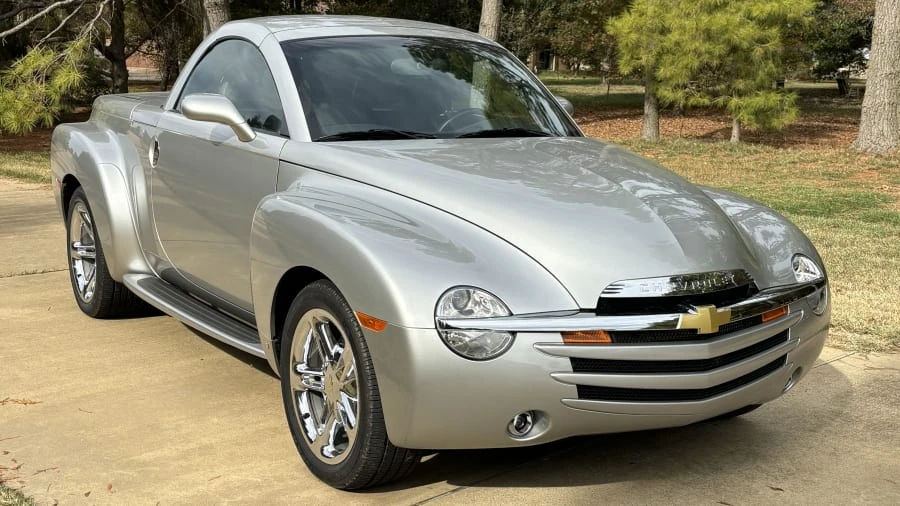 2006 Chevrolet SSR - Image 5 of 13