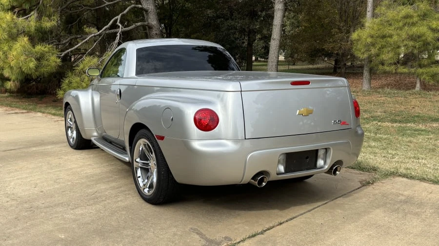 2006 Chevrolet SSR - Image 3 of 13