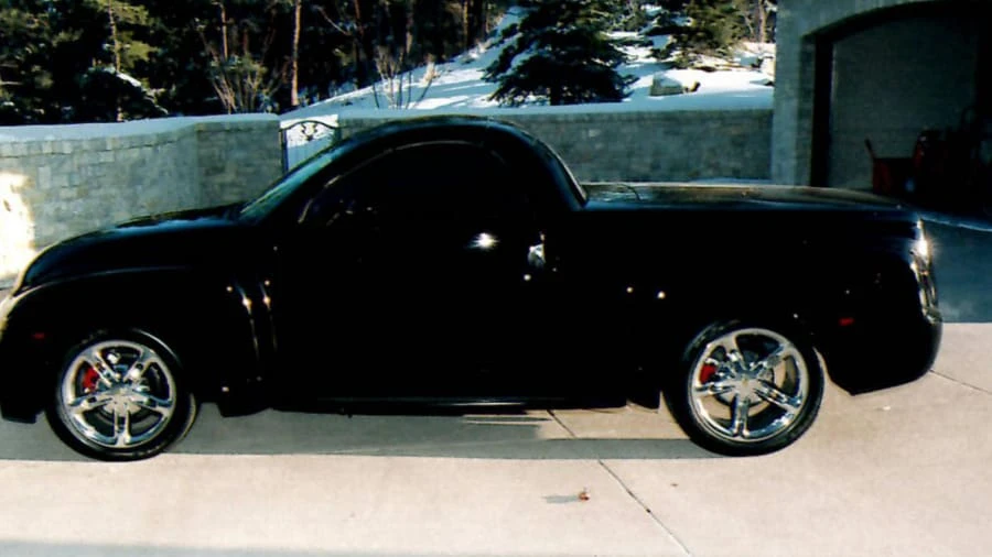 2006 Chevrolet SSR - Image 2 of 7