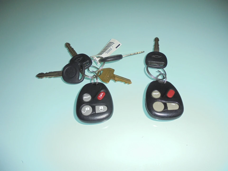 2006 Chevrolet SSR - Image 15 of 26