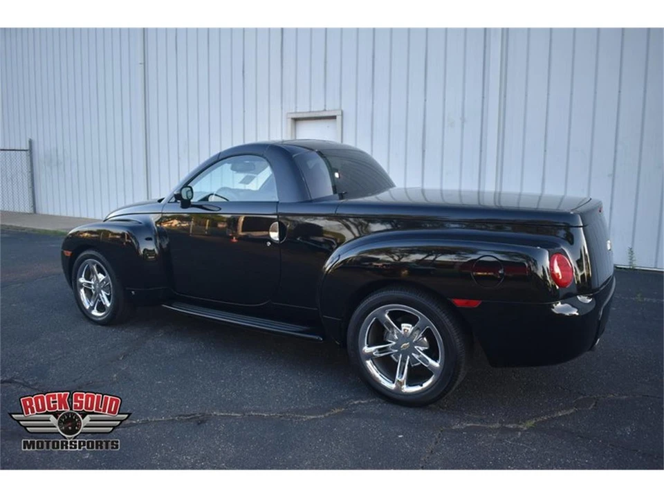 2006 Chevrolet SSR - Image 17 of 31