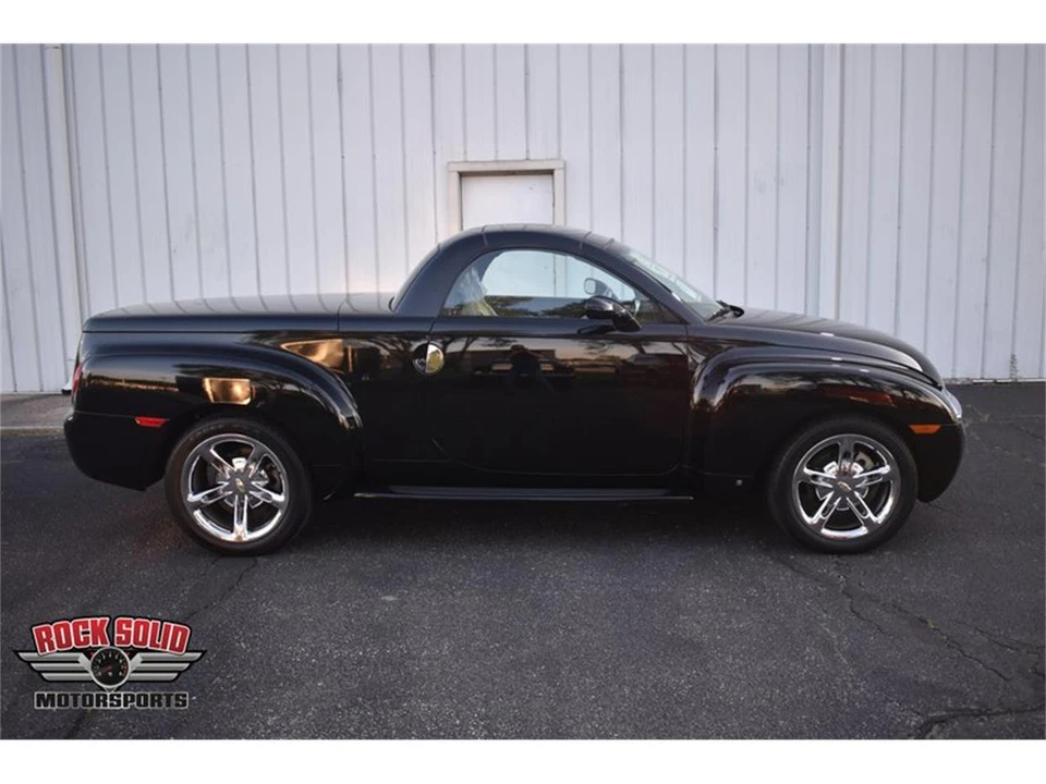 2006 Chevrolet SSR - Image 7 of 31