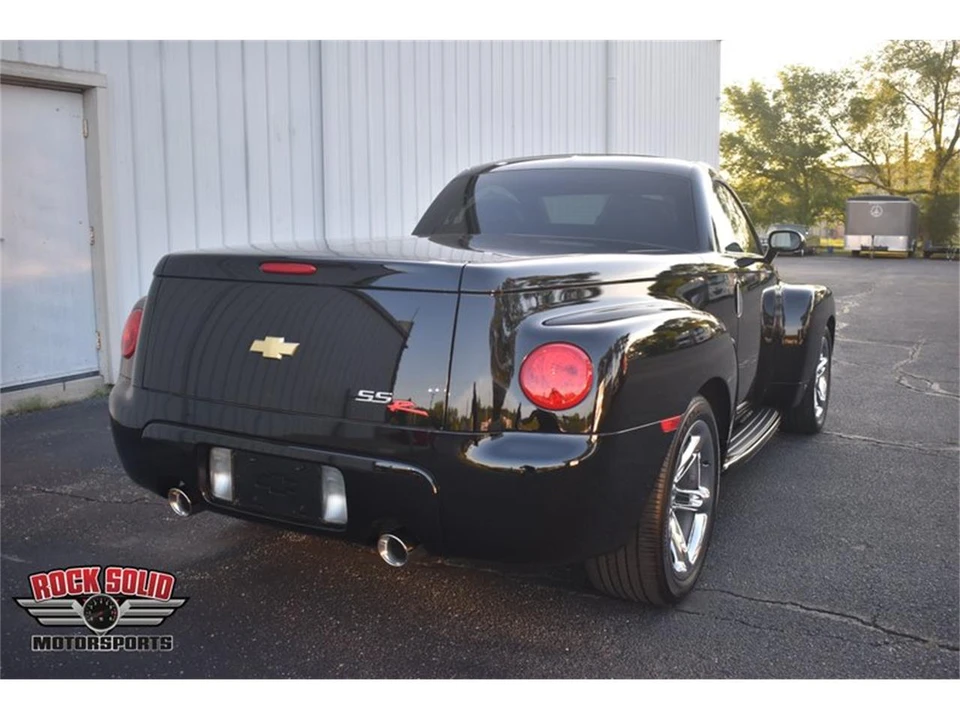 2006 Chevrolet SSR - Image 11 of 31