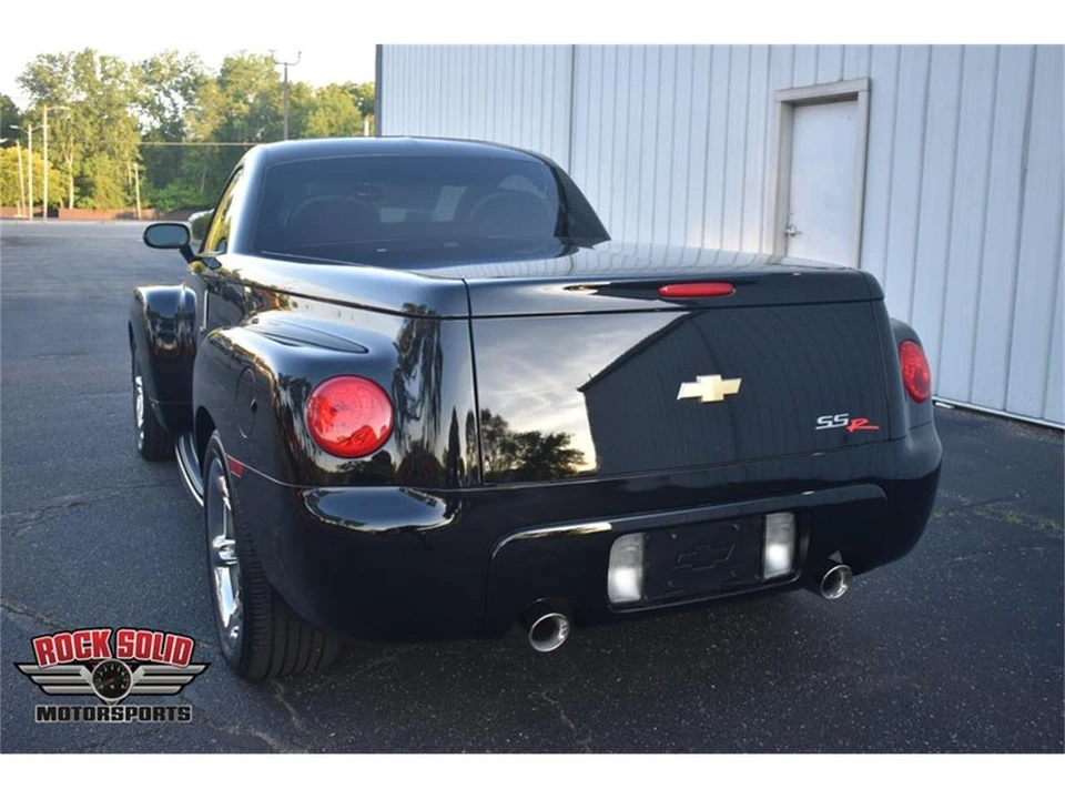 2006 Chevrolet SSR - Image 15 of 31
