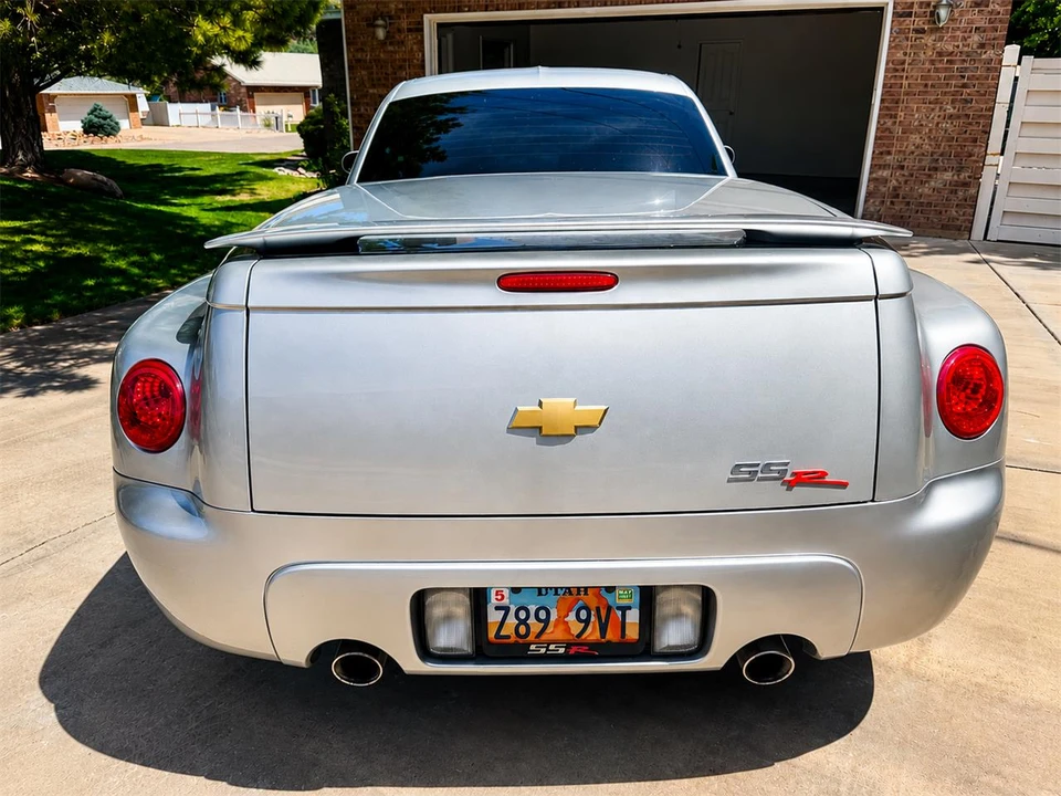 2006 Chevrolet SSR - Image 8 of 9
